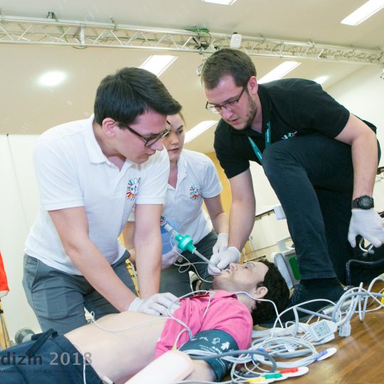 https://www.agn.at/kongress/wp-content/uploads/2019/08/AGN2018_34-540x540.jpg